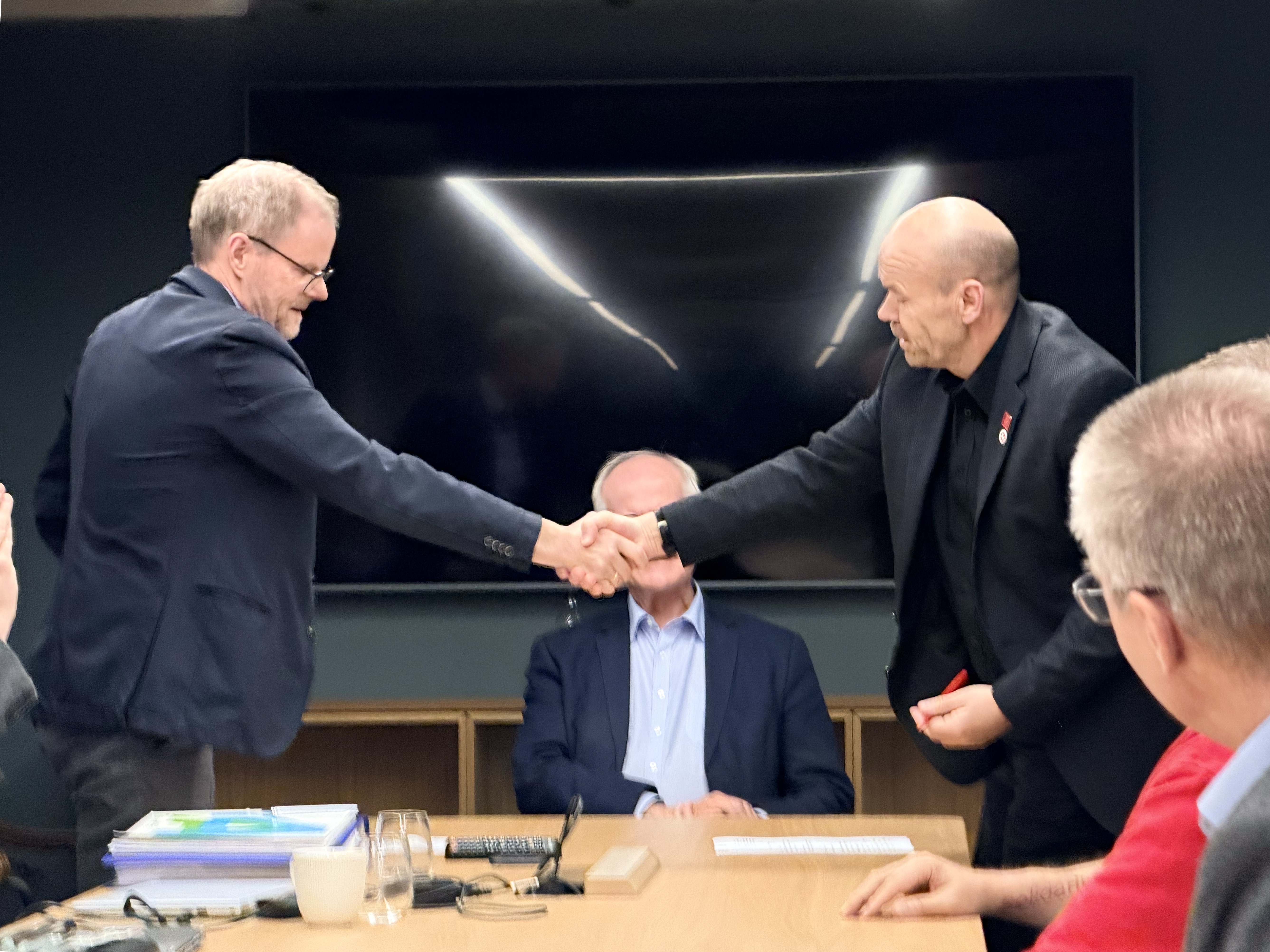 handshake.jpg